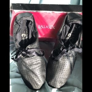 Black Women’s Ballasox shoes